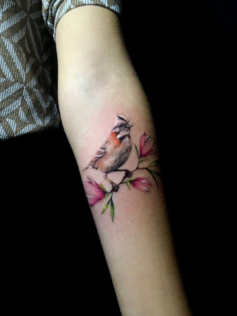 tatuaje de ave chincol